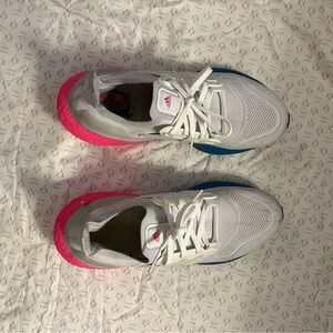 Adidas Ultraboost 22 Boost White Pink Blue Running Shoes